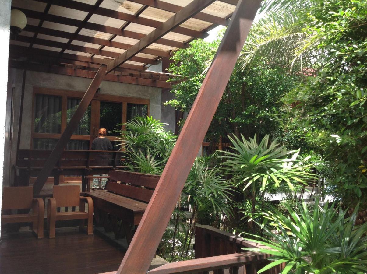 Waikiki Beach Garden Resort Ban Nua Экстерьер фото